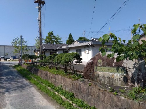 【鳥栖市松原町新築の小学校】