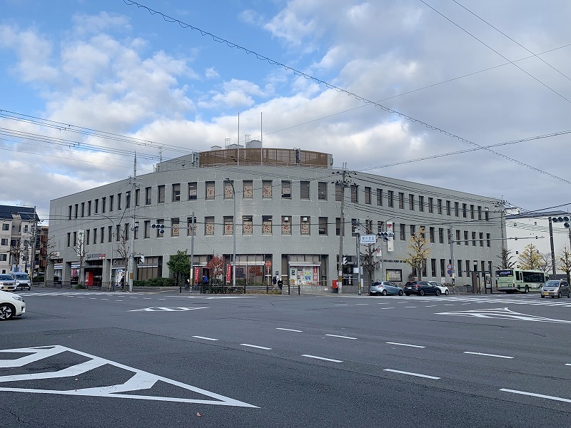 【京都市北区紫竹下竹殿町のマンションの郵便局】