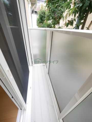 バルコニー　別部屋の参考写真で御座います。