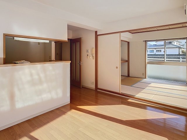 居室・リビング　2025年12月撮影※現況を優先します。