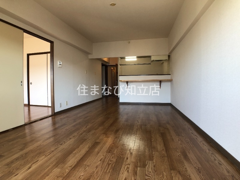 居室・リビング　同型別部屋写真