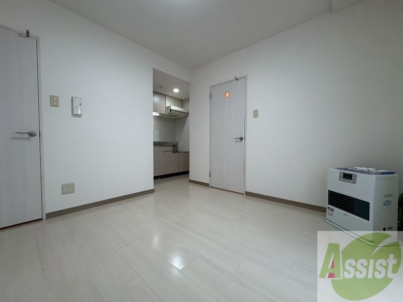 居室・リビング　広くてきれいなリビングです！快適に過ごせそうですね。