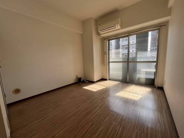 居室・リビング　他号室の写真です