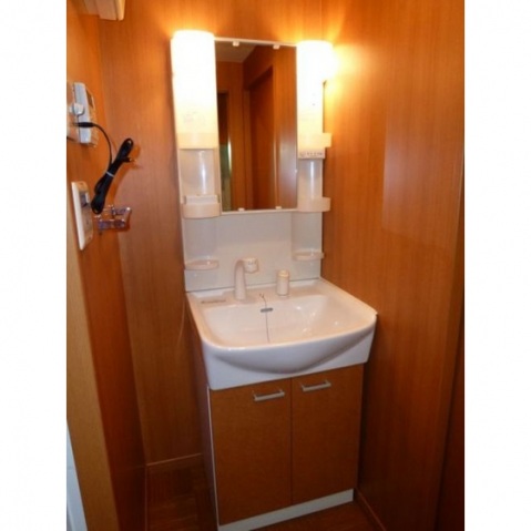 キッチン　ＩＨとラジエントヒーター計2口の電化キッ