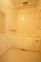 バス・シャワールーム　バス・トイレ別なのでゆったりお風呂に浸かれます