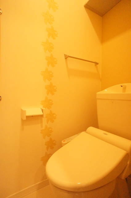 トイレ　洗浄便座付きのトイレで毎日快適です