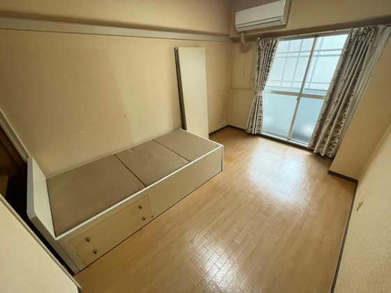 居室・リビング　※別部屋の写真です