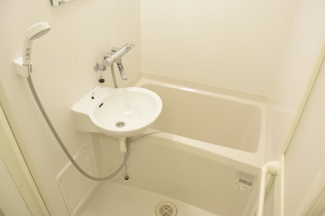 バス・シャワールーム　シャワーの温度調節が楽です!!
