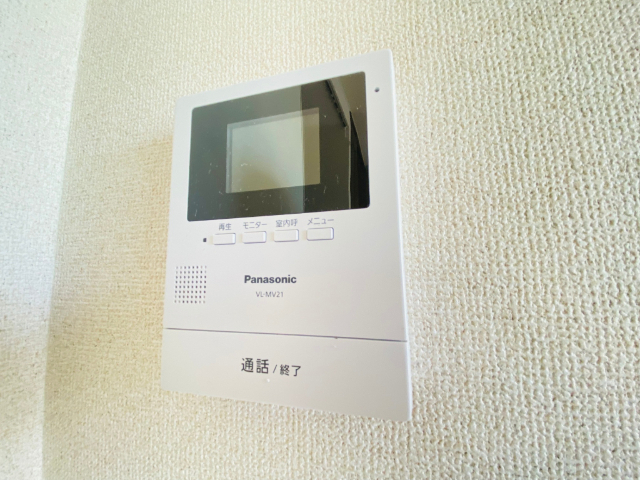 セキュリティ　同じ建物内３０１号室内装写真転載中。