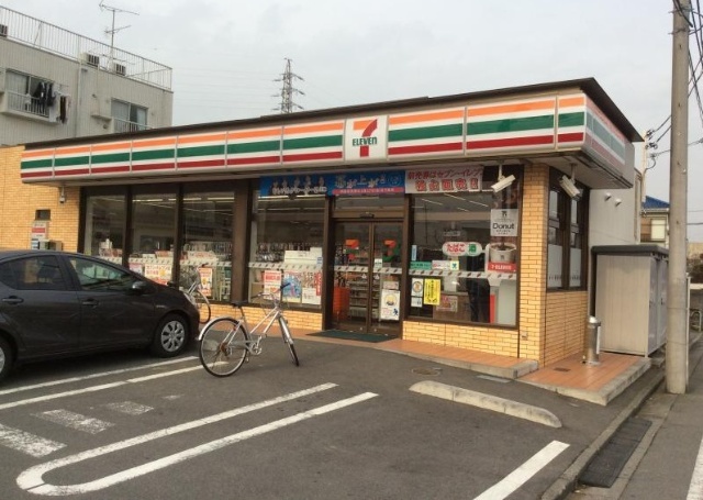 コンビニ　セブンイレブン八王子堀之内店（コンビニ）まで428m