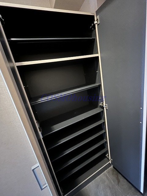 玄関　シューズボックスあり