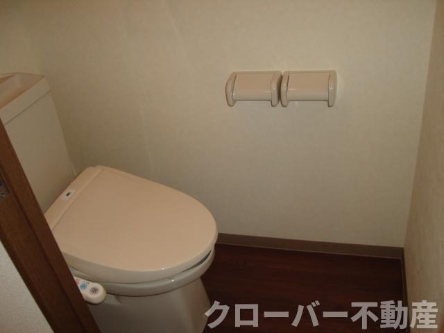 トイレ　シャワー付トイレ