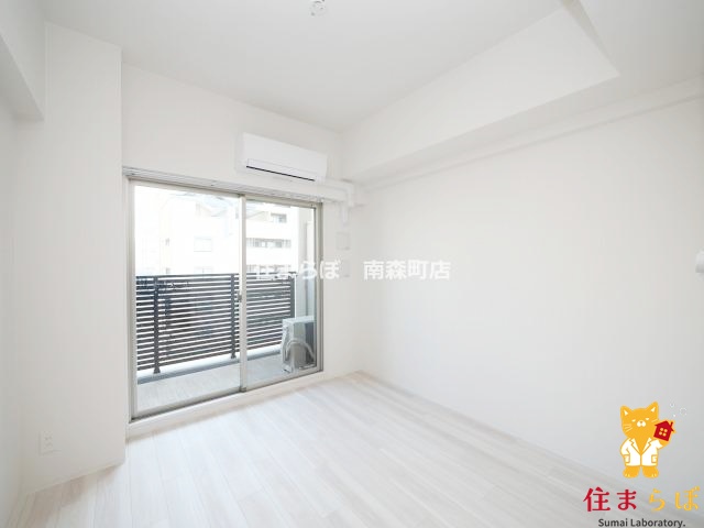 居室・リビング　「“合う暮らし”を、LINEで一緒に描こう。」