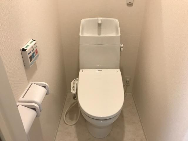 トイレ　シャワー付トイレ