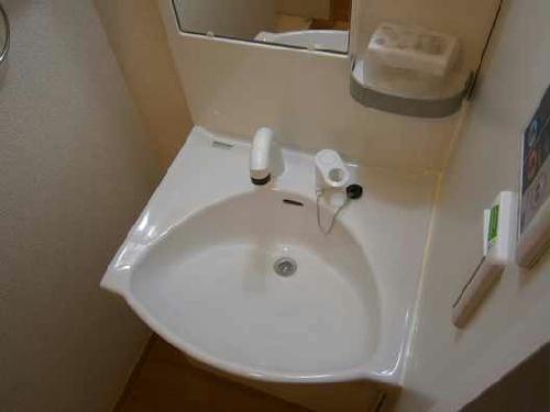 洗面設備　独立洗面台です