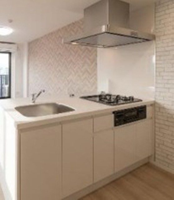 キッチン　同仕様・色合いがが異なります。