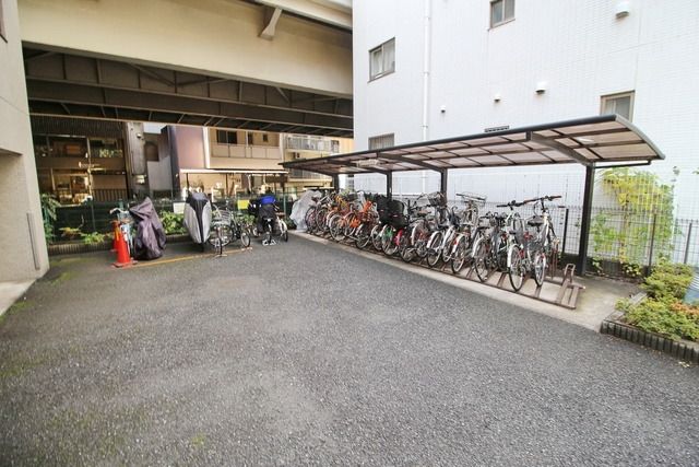 駐車場　☆駐輪スペース☆