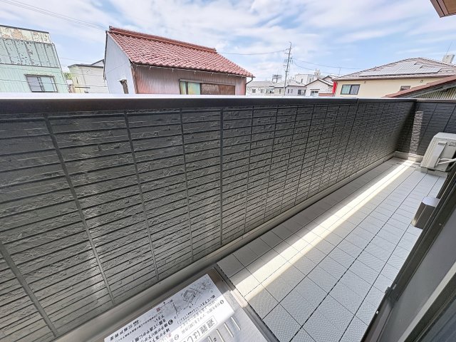 バルコニー　掲載写真は空室の別部屋を掲載しております。実際のお部屋と仕様