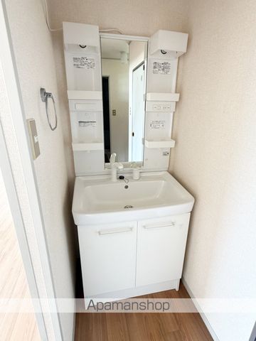 パインハイツAの内装写真