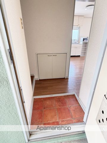 パインハイツAの玄関写真