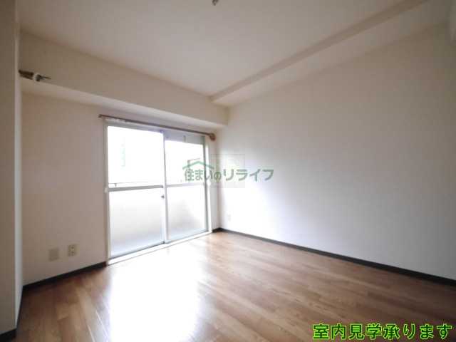 居室・リビング　ダイアパレス御苑前