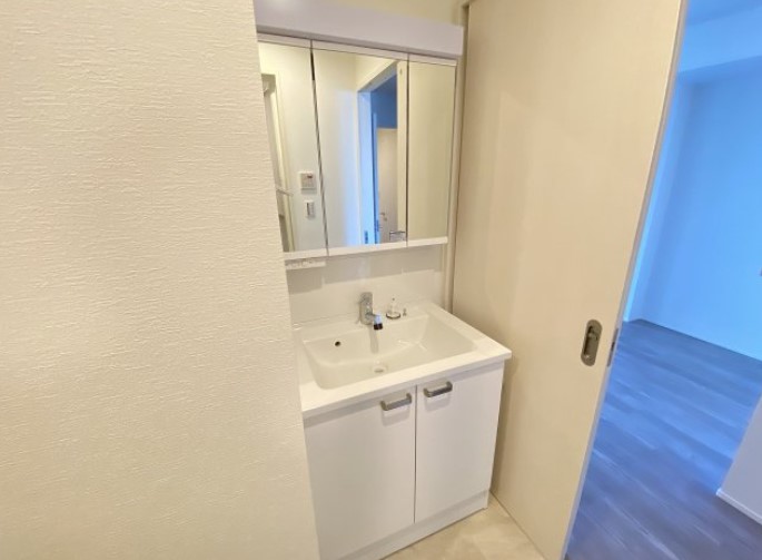 洗面設備　☆嬉しい独立洗面台☆