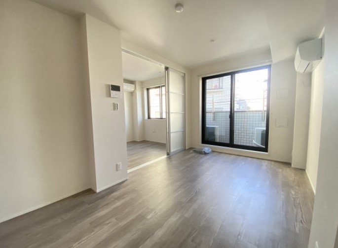 居室・リビング　☆明るい居室☆