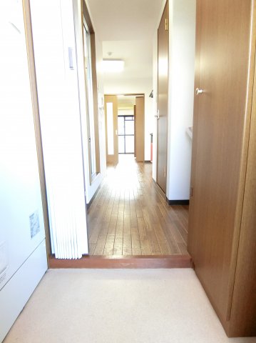 玄関　詳細は、RISUMO江坂本店→06-6155-7137まで♪