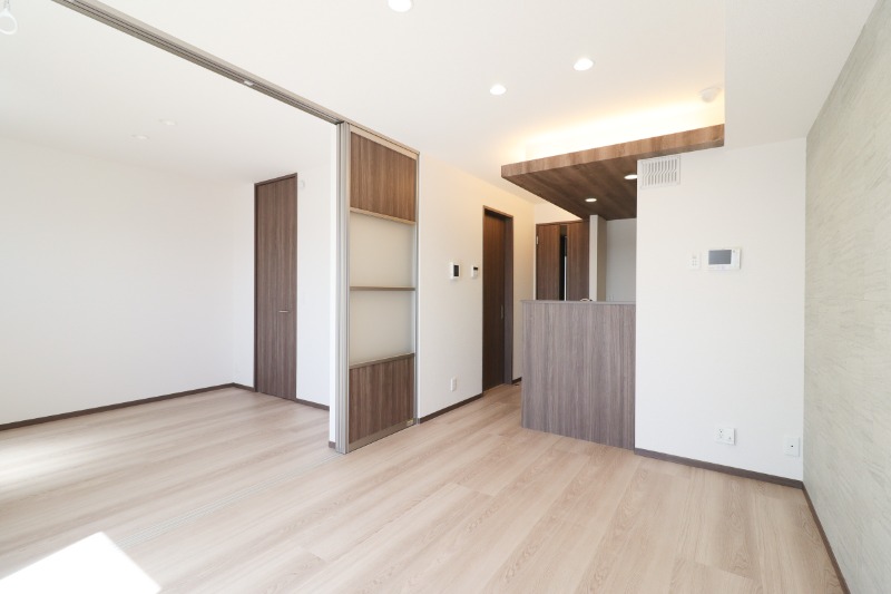 居室・リビング　図面と現状に相違がある場合には現状を優先