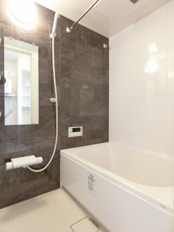 バス・シャワールーム　図面と現状に相違がある場合には現状を優先