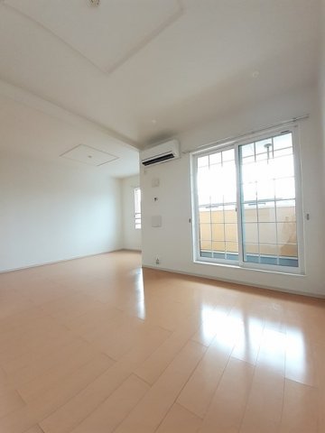 居室・リビング　居間です