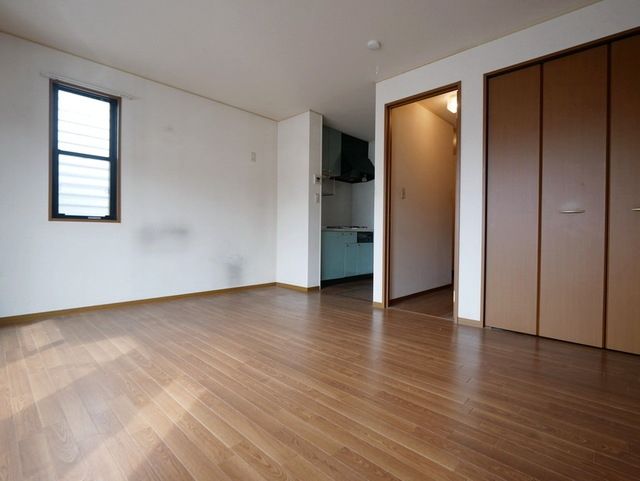 居室・リビング　★きれいなリビングフロアの様子★