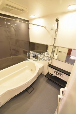 バス・シャワールーム　バスルーム