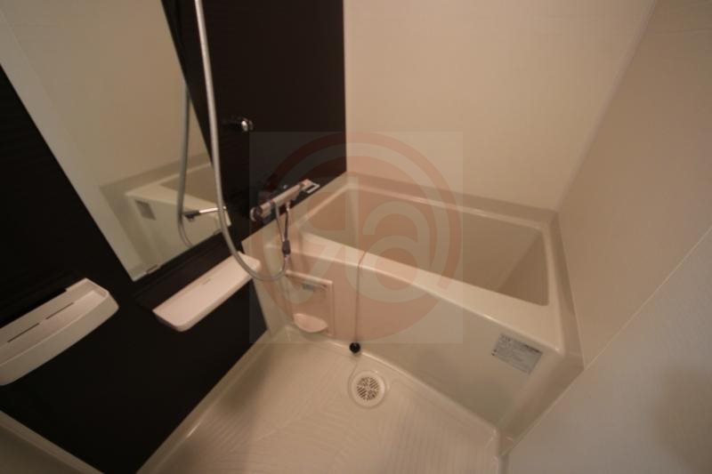 バス・シャワールーム　お風呂で日々の疲れを落としましょう