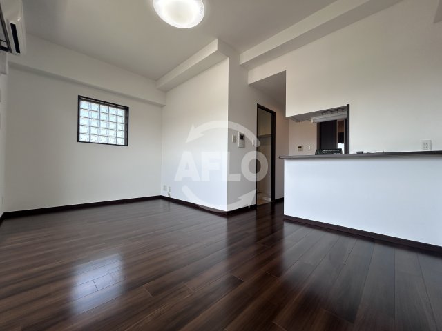 居室・リビング　CITY SPIRE西中島　リビング