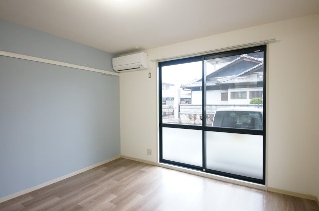 居室・リビング　※写真は別の部屋のものです。
