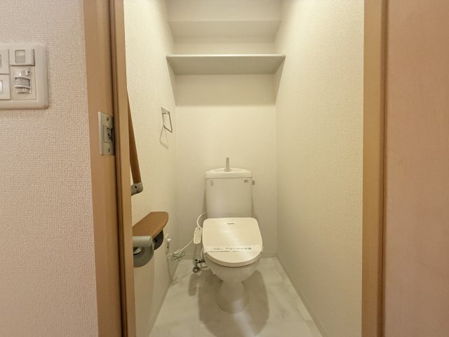 トイレ　同一タイプです。