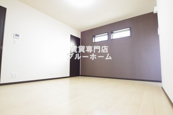 その他部屋・スペース　別角度からの洋室！