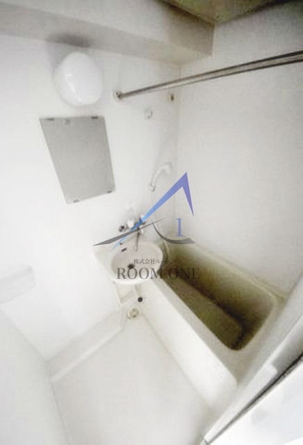 バス・シャワールーム　お風呂です。