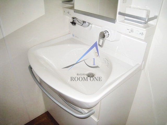 洗面設備　洗面台です。