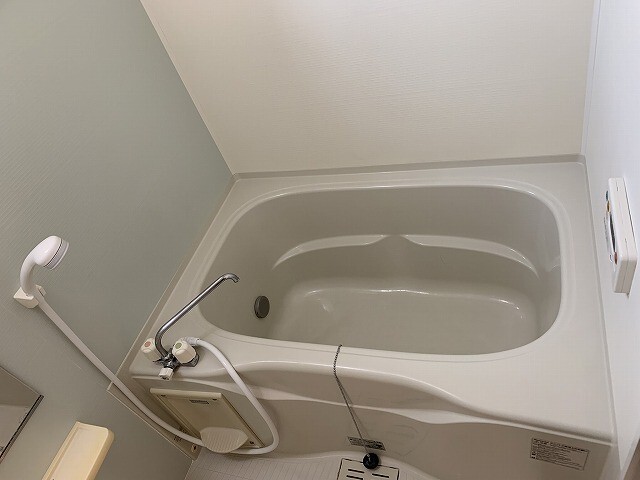 バス・シャワールーム　※写真は１０１号室のため現況を優先します