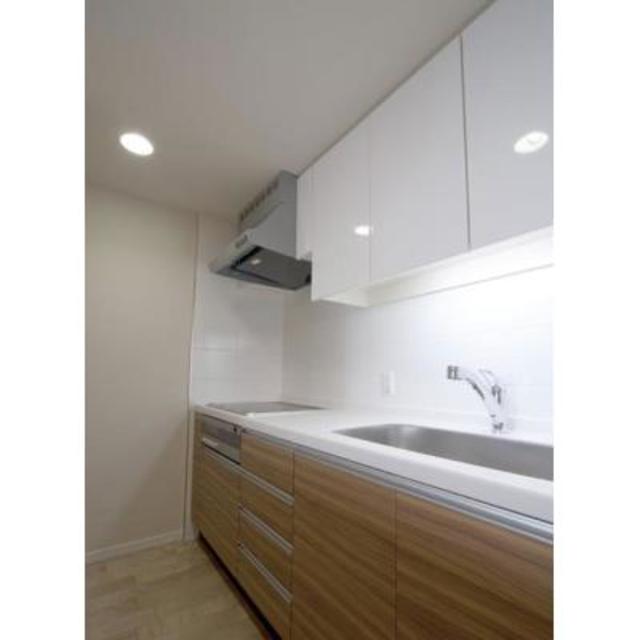 キッチン　※写真は同タイプ住戸です。