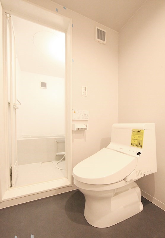 トイレ　温水洗浄便座　※