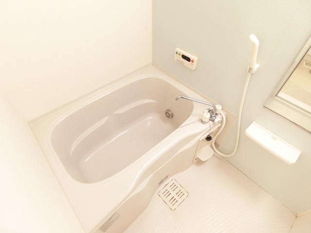 バス・シャワールーム　追い焚き浴室乾燥機付バスルーム