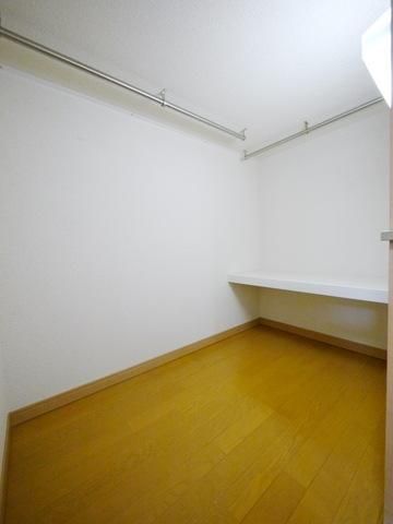 収納　★ハイベッド下ウォークインクローゼット★