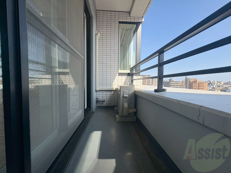 バルコニー　バルコニーです。洗濯物を干したり一息ついたりできますね！