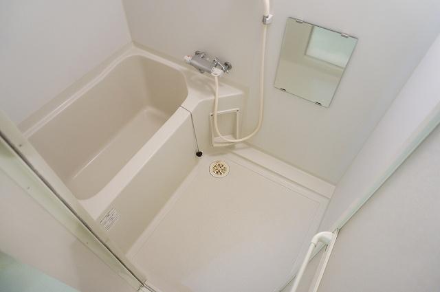 バス・シャワールーム　浴室