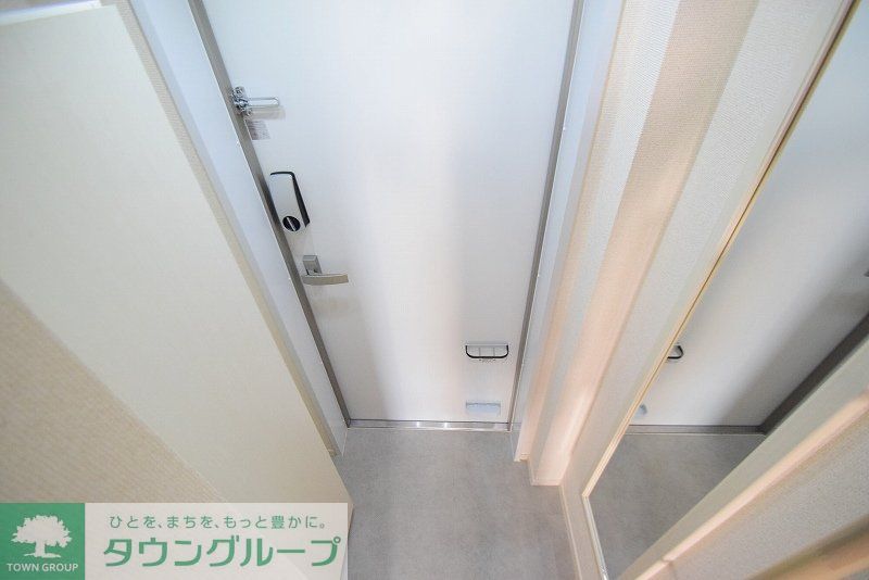 玄関　現況を優先