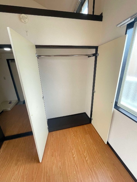 収納　※同物件別号室の参考写真です。
