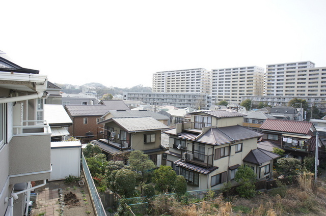 眺望　西側窓からの景色